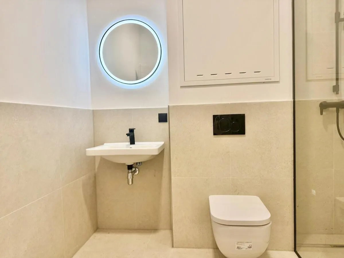 Modern Studio Apartment with Free Parking Viena 0*,  Austria